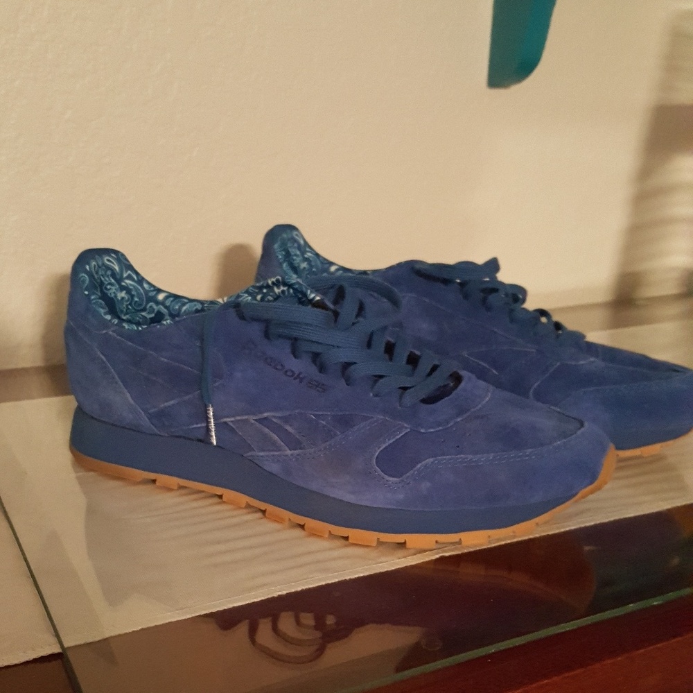 Men's shoes
